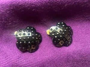 Black stud "button shaped" earrings (clip-ons_