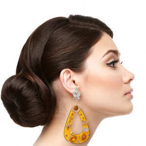 Bondage earrings (2 color options)