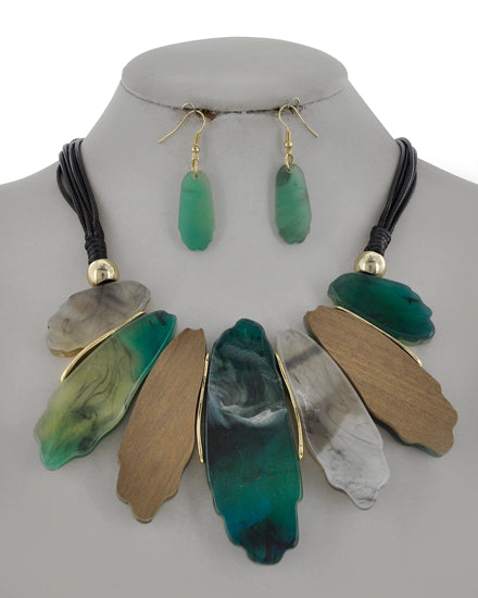 Greenmachine necklace set